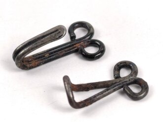 Kragenhaken für einen Mantel der Wehrmacht