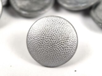 Uniformknopf 19,4mm, Zink versilbert. Sie erhalten ein ( 1 ) Stück