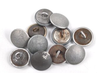 11 x Knopf für eine Feldbluse der Wehrmacht. Durchmesser je 19mm