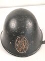 Niederlande 2 Weltkrieg, Stahlhelm Modell 1934. Ungereinigt, eine Niete samt Kinnriemenbefestigung fehlt.