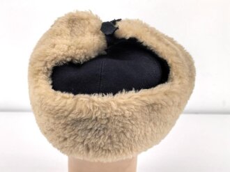 Russland, Winterpelzmütze in gutem Zustand, Kopfgrösse gemessen 58