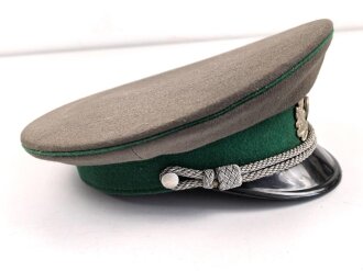 Nationale Volksarmee NVA der DDR, Schirmmütze für einen Offizier der Grenztruppe, Kopfgrösse 57, Hergestellt 1975