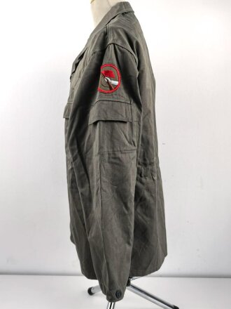 DDR, Jacke und Hose für Angehörige von Kampfgruppen . Guter Zustand