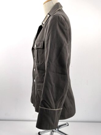 Nationale Volksarmee NVA der DDR, Jacke und Hose für einen Offizier der Landstreitkräfte, Hergestellt 1970, Getragen