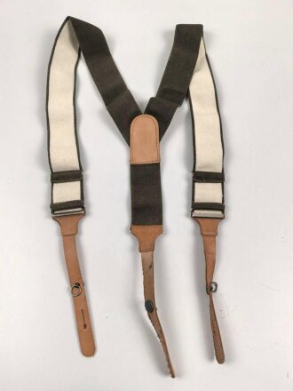 Nationale Volksarmee der DDR, Paar Hosenträger in sehr gutem Zustand