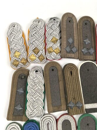 Nationale Volksarmee der DDR, Konvolut einzelne Schulterstücke