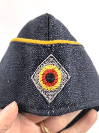 Bundeswehr , Schiffchen für Mannschaften der Luftwaffe. Kopfgrösse 56, datiertb 1975