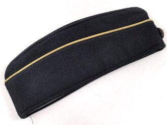 Bundesmarine , Schiffchen für einen Offizier....