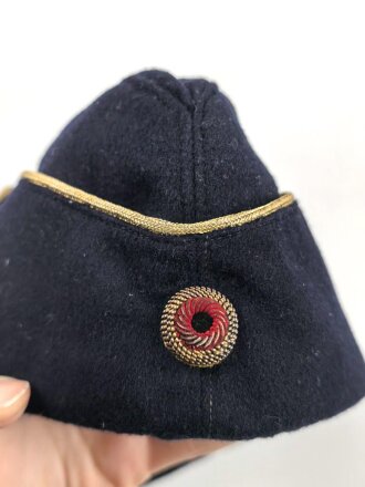 Bundesmarine , Schiffchen in Winterausführung für einen Offizier . Kopfgrösse 60, datiert 1968