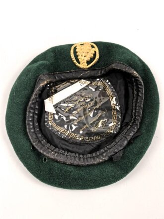 Bundeswehr, Barett für einen Angehörigen der...