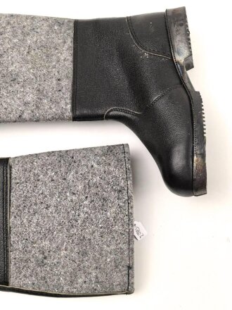 Nationale Volksarmee der DDR, paar Winterstiefel für Mannschaften. Ungetragen, NVA Größe 28 = US 9 = EU 42,5