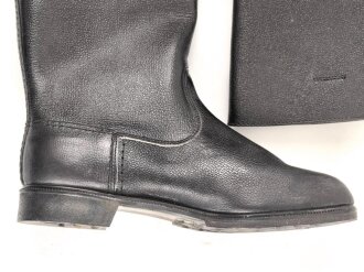 Nationale Volksarmee der DDR, paar Stiefel für Mannschaften. Ungetragen, NVA Größe 29 = US 9,5 = EU 43,5
