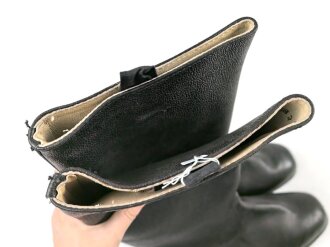Nationale Volksarmee der DDR, paar Stiefel für Mannschaften. Ungetragen, NVA Größe 29 1/ 2 = US 10 = EU 44