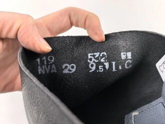 Nationale Volksarmee der DDR, paar Stiefel für Mannschaften. Ungetragen, NVA Größe 29 = US 9,5 = EU 43,5