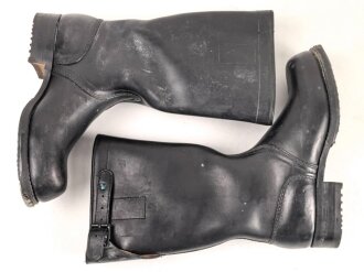 Bundeswehr, Paar Kampfstiefel Modell 1957, getragenes Paar, Sohlenlänge 28,5cm, ungereinigt