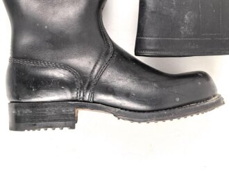 Bundeswehr, Paar Kampfstiefel Modell 1957, getragenes Paar, Sohlenlänge 28,5cm, ungereinigt