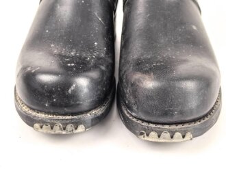 Bundeswehr, Paar Kampfstiefel Modell 1957, getragenes Paar, Sohlenlänge 28,5cm, ungereinigt