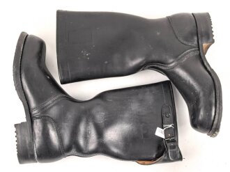 Bundeswehr, Paar Kampfstiefel Modell 1957, getragenes Paar, Sohlenlänge 28,5cm, ungereinigt