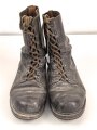 Bundeswehr, Paar Kampfstiefel Modell 1971. Sohlenlänge 32cm. Getragenes, ungereinigtes Paar, nicht geschwärzt