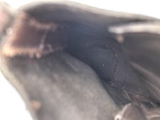 Bundeswehr, Paar Kampfstiefel Modell 1971. Sohlenlänge 31,5cm. Getragenes, ungereinigtes Paar, nicht geschwärzt