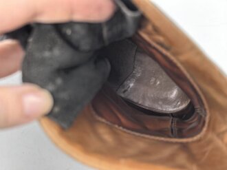Bundeswehr, Paar Stiefel für Fallschirmjäger alter Art . Dreiteilige Sohle, Gesamtlänge 31,5cm,  getragenes Paar, ungereinigt