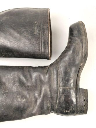 Paar Stiefel für weibliches Personal der Wehrmacht ( Helferinnen und RAD w. ) Getragenes, ungereinigtes Paar, Sohlenlänge 25cm