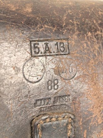 1. Weltkrieg , Hufeisentasche, ungereinigtes Kammerstück