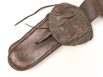 Paar Satteltaschen, Gebraucht, Leder weich, Alter und Herkunft unbekannt. Taschenmaß etwa 11 x 40cm