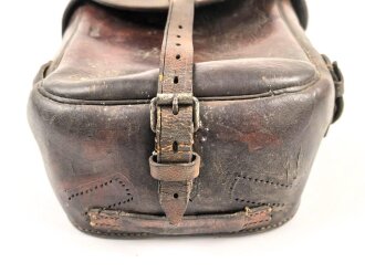 Satteltasche  Wehrmacht. Gebraucht, unvollständig, Leder angetrocknet