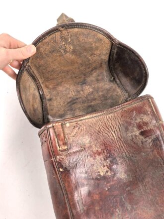 Satteltasche  Wehrmacht. Gebraucht, unvollständig, Leder angetrocknet