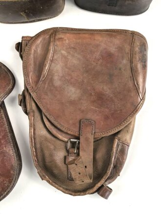 Konvolut 5 Satteltaschen, Gebraucht, jeweils unvollständig, Alter und Herkunft unbekannt.