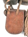 Konvolut 5 Satteltaschen, Gebraucht, jeweils unvollständig, Alter und Herkunft unbekannt.