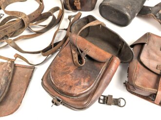 Gewaltiges Konvolut Ersatzteile und verbastelte Taschen. Alles mehr oder weniger defekt.