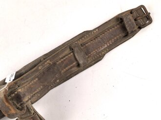 Halskoppel zum Sielengeschirr 25 der Wehrmacht, ungereinigtes Stück, datiert 1944