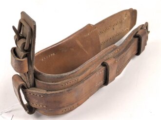 Halskoppel zum Sielengeschirr 25 der Wehrmacht, ungereinigtes Stück, datiert 1944