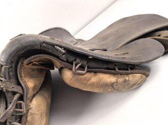 Frankreich 1. Weltkrieg, Sattel " Chesaud Paris 1914" Leder weich., ungereinigtes Stück