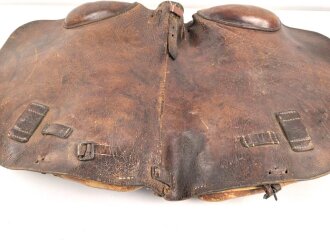 1. Weltkrieg, Armee Sattel weiches Leder, mir unbekanntes Modell, ungereinigtes Stück