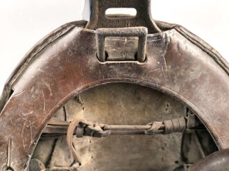 k.u.k. Österreich, Armeesattel in gutem Gesamtzustand, datiert 15, Hersteller aus Wien, ungereinigtes Stück