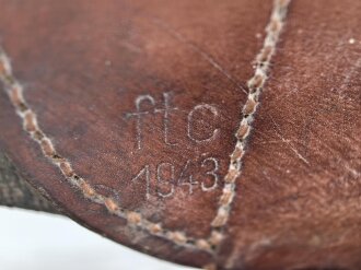 Armeesattel Wehrmacht, datiert 1943, Leder weich, ungereinigtes Stück