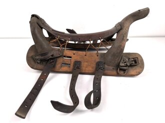 1. Weltkrieg, Teil eines Armee Sattel datiert 1914, ungereinigtes Stück