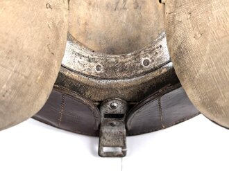 1. Weltkrieg, Armee Sattel datiert 1916, guter Gesamtzustand, ungereinigtes Stück