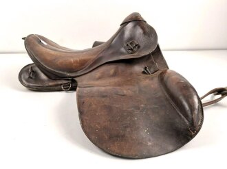 1. Weltkrieg, Armee Sattel datiert 1916, guter Gesamtzustand, ungereinigtes Stück