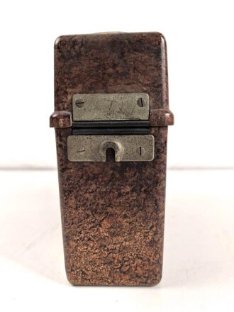 Feldfernsprecher 33 der Wehrmacht. datiert 1935, Funktion nicht geprüft