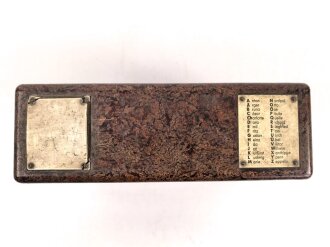 Feldfernsprecher 33 der Wehrmacht. datiert 1935, Funktion nicht geprüft