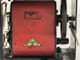 Feldfernsprecher 33 der Wehrmacht. datiert 1940, Funktion nicht geprüft