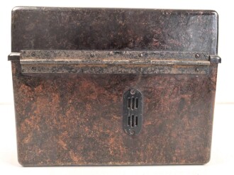 Feldfernsprecher 33 der Wehrmacht. datiert 1940, Funktion nicht geprüft