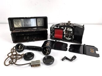 Feldfernsprecher 33 der Wehrmacht. datiert 1940, Funktion nicht geprüft