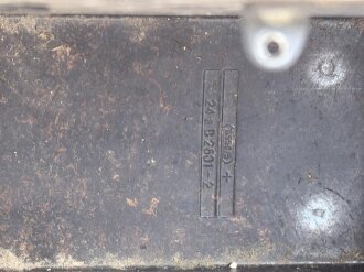 Feldfernsprecher 33 der Wehrmacht. datiert 1940, Funktion nicht geprüft