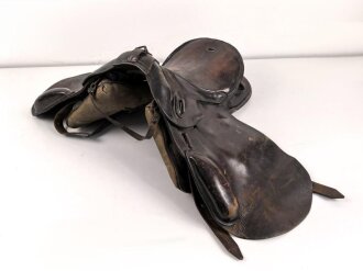 1. Weltkrieg,  Armee Sattel datiert 1915,  ungereinigtes...