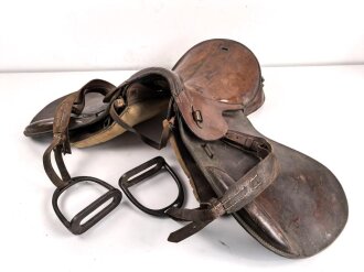 Armeesattel Wehrmacht, Größe 4, datiert 1943, guter Gesamtzustand, ungereinigtes Stück